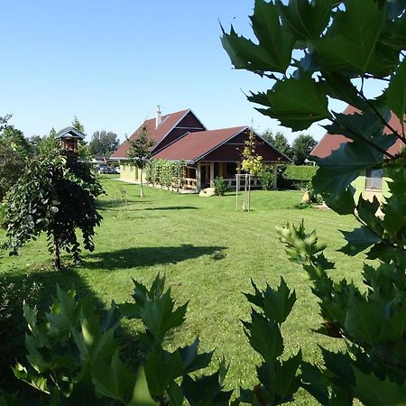 Penzion Pod Vápenkami Straznice Exterior foto